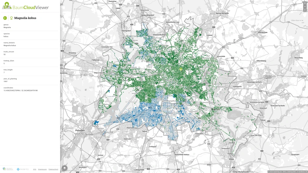 Screenshot der Anwendung BaumCloudViewer, die ein Baumkataster von Berlin auf einer Karte zeigt.